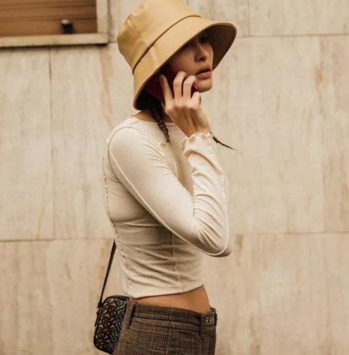 女生各种脸型搭配帽子技巧